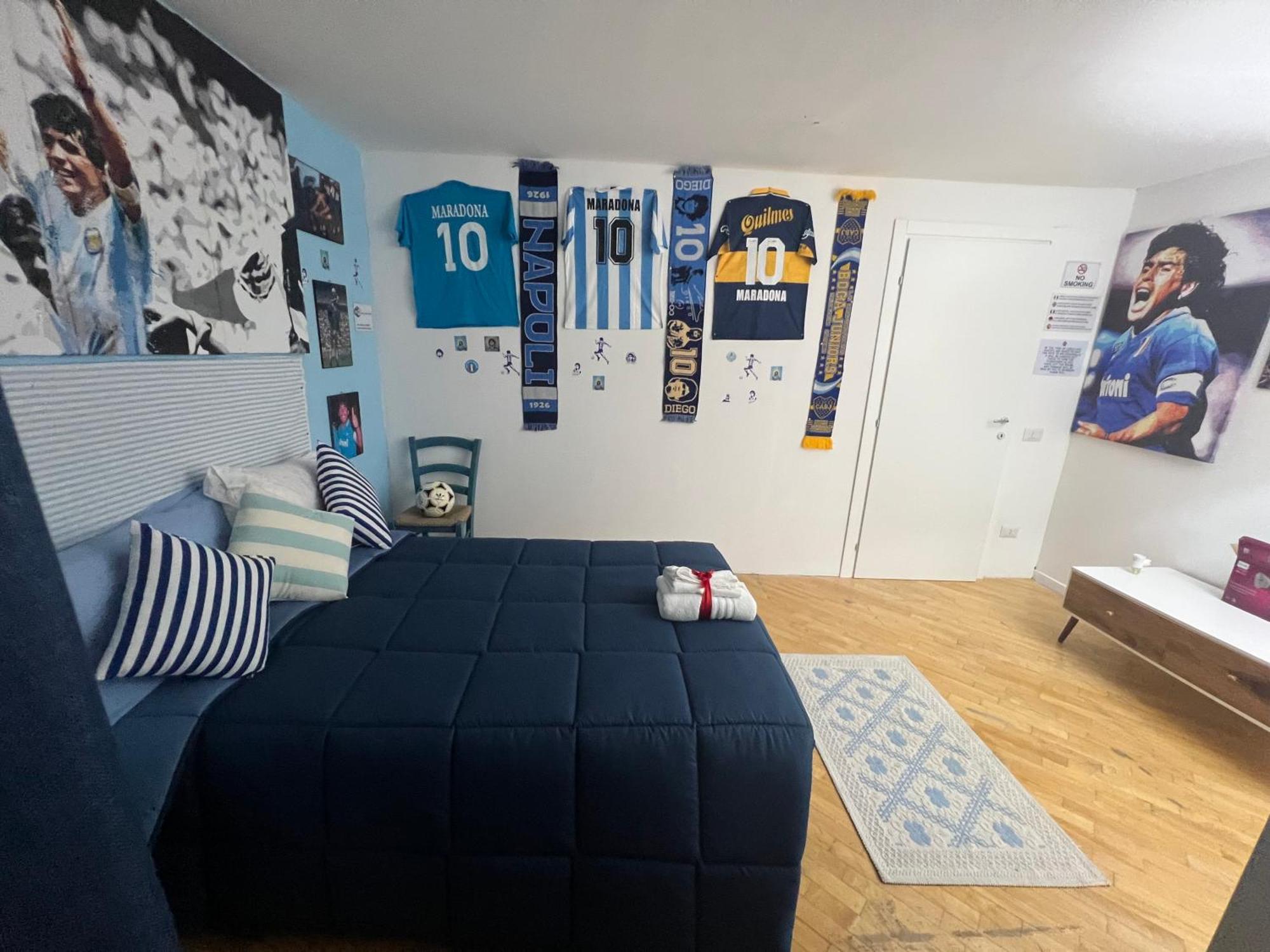 Plebiscito Charme Rooms Napoli Bagian luar foto