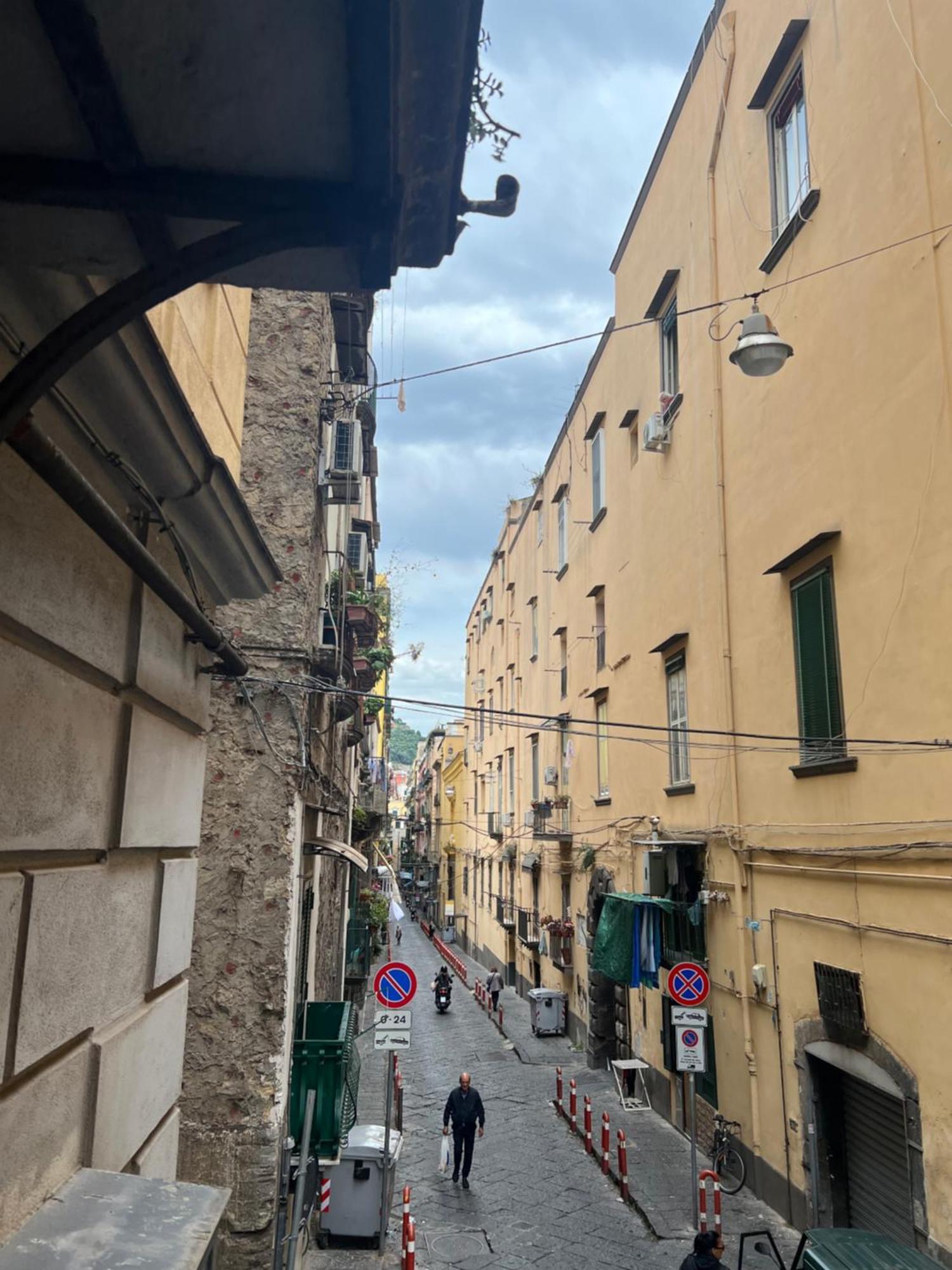 Plebiscito Charme Rooms Napoli Bagian luar foto