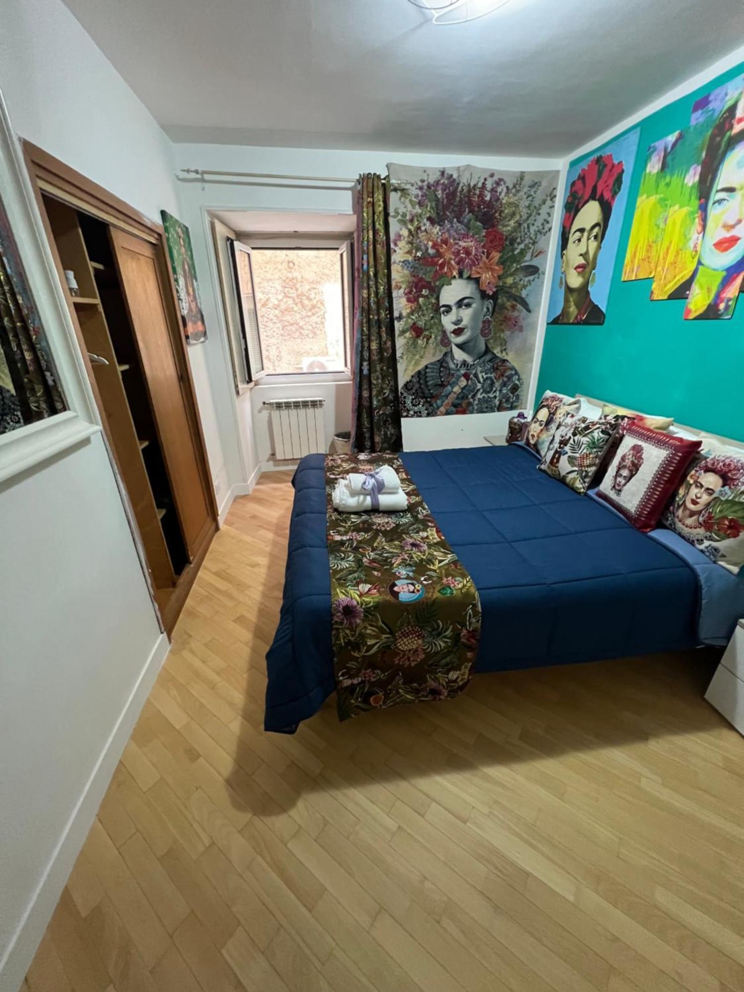 Plebiscito Charme Rooms Napoli Bagian luar foto