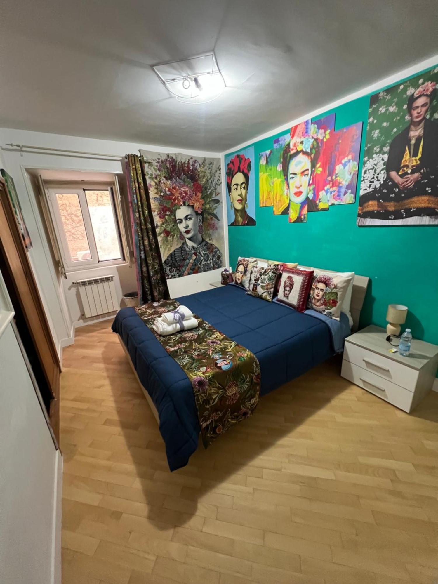 Plebiscito Charme Rooms Napoli Bagian luar foto