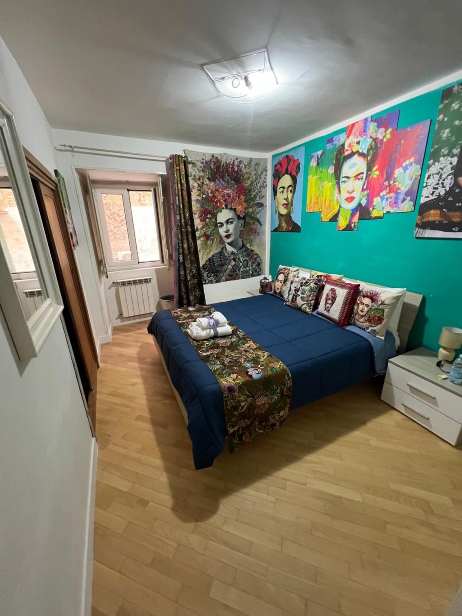 Plebiscito Charme Rooms Napoli Bagian luar foto
