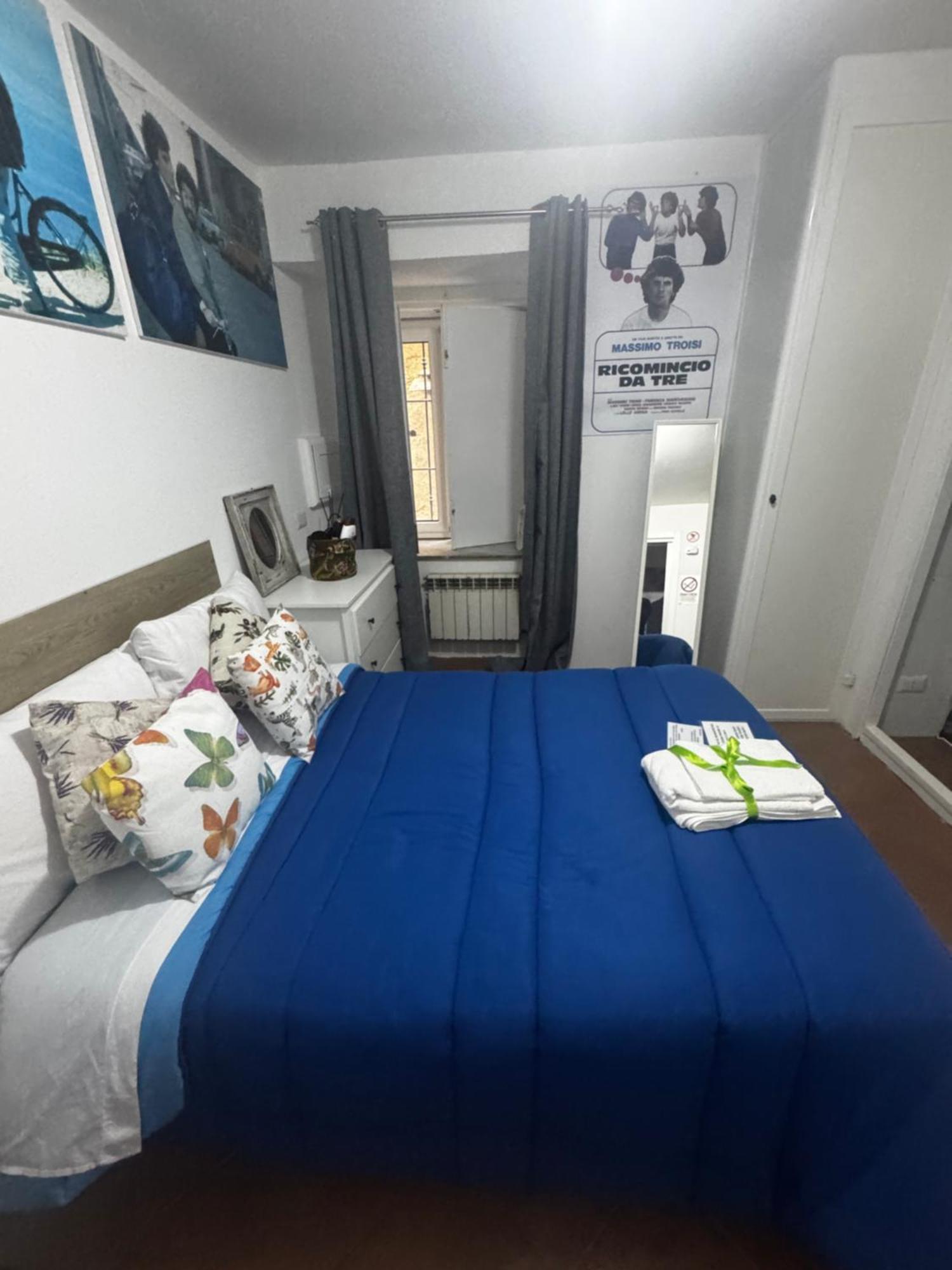 Plebiscito Charme Rooms Napoli Bagian luar foto